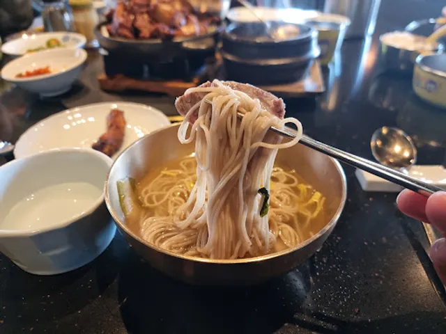 Bongpiyang Paradise City Branch