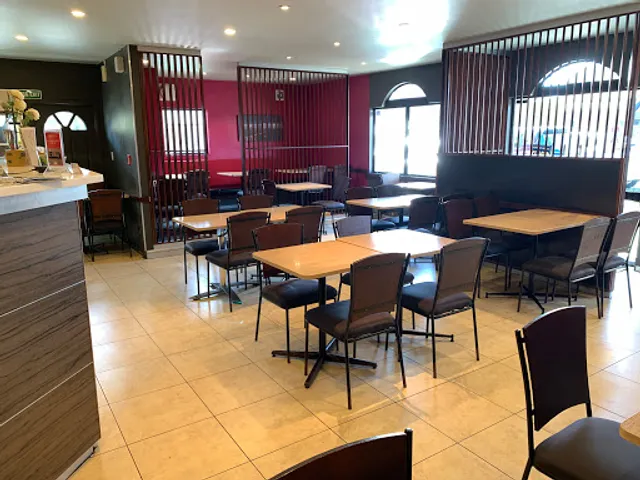 龍華茶餐廳 Dragon's Gourmet