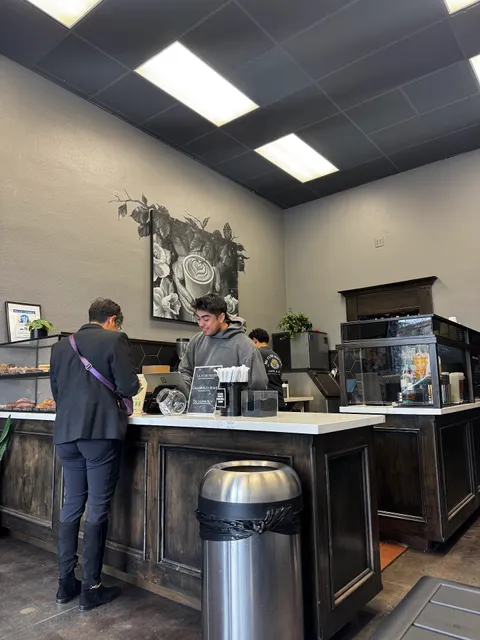 Mi Flor Mayor Coffee & Co.