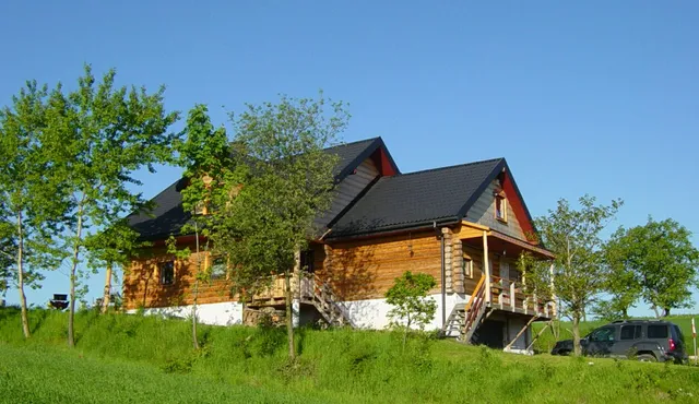 Dom Pachnący Żywicą