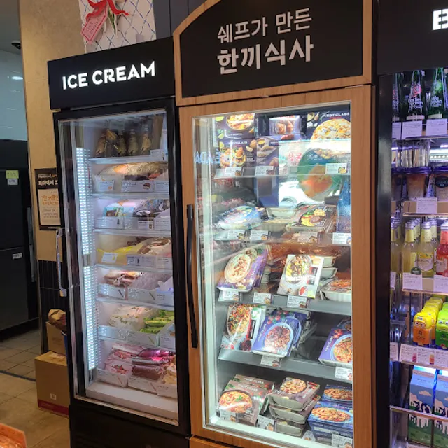 Paris Baguette Maetan Branch