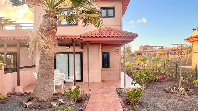 VILLA MAJANICHO OUTSIDE