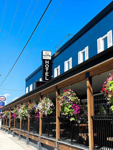 Ok Falls Hotel Bar & Grill