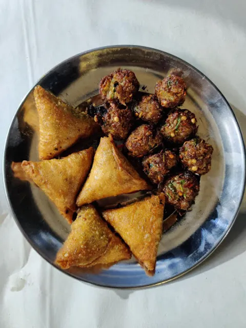 Bera samosa house