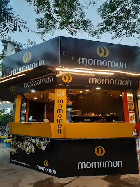 Momoman
