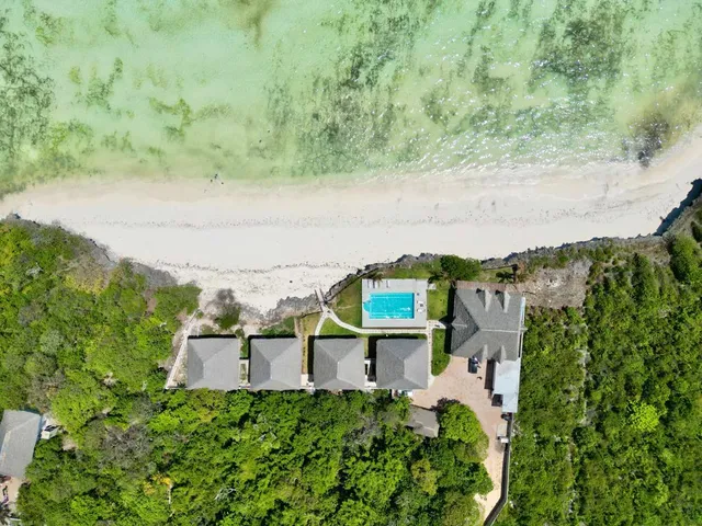 Mahi Mahi Beach Hotel