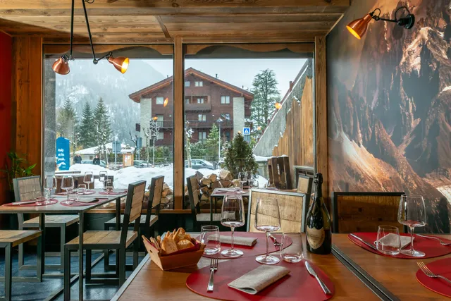 Alkemì Courmayeur - Bistrò & Lounge Bar
