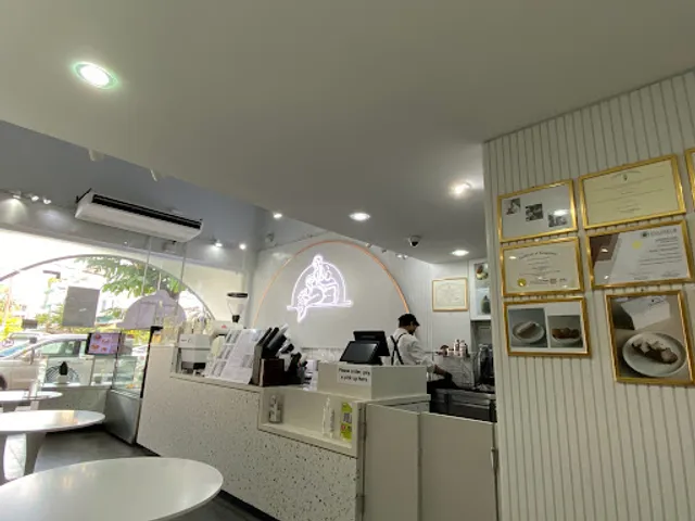 Sirene - Cafe & Restaurant