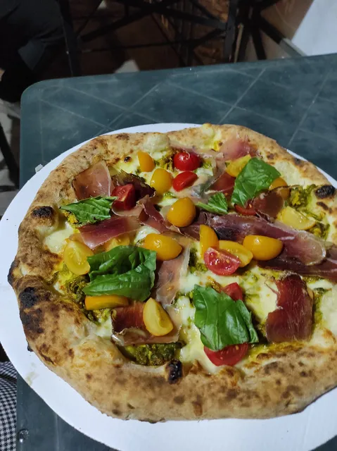 La Regina Pizza Ariella
