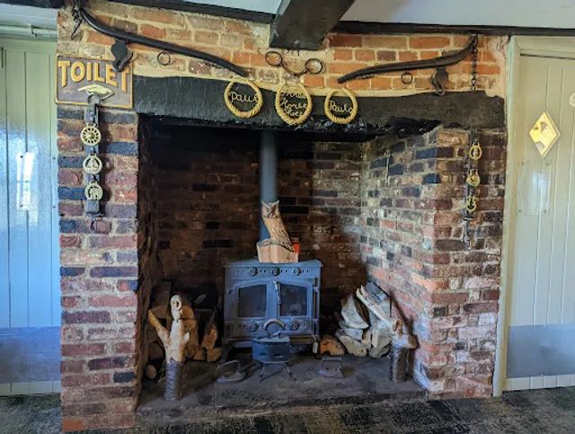 The Three Horseshoes