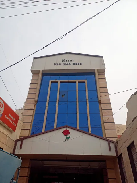 Hotel New Red Rose