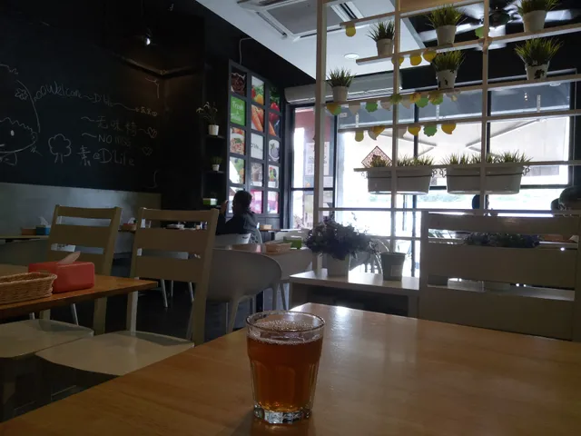 DLife Vegetarian Restaurant - Kepong branch