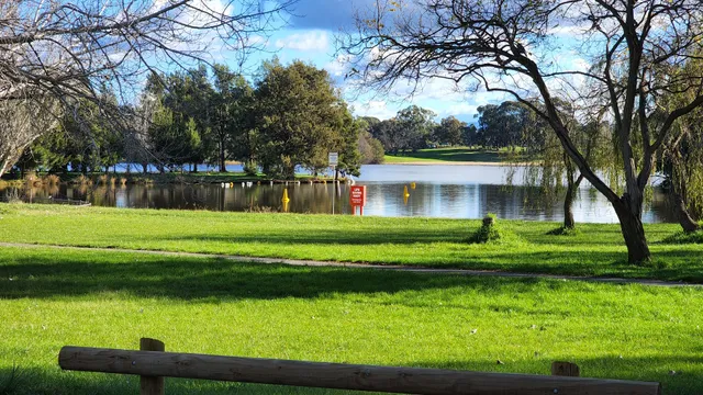 Black Mountain Peninsula