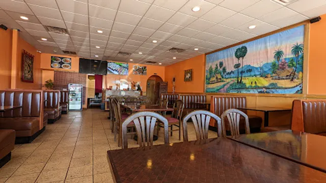 Dee Garden Thai Kitchen