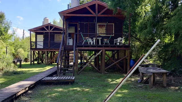 Cabañas Los Troncos