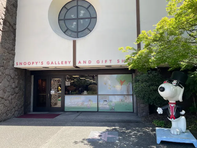 Snoopy's Gallery & Gift Shop