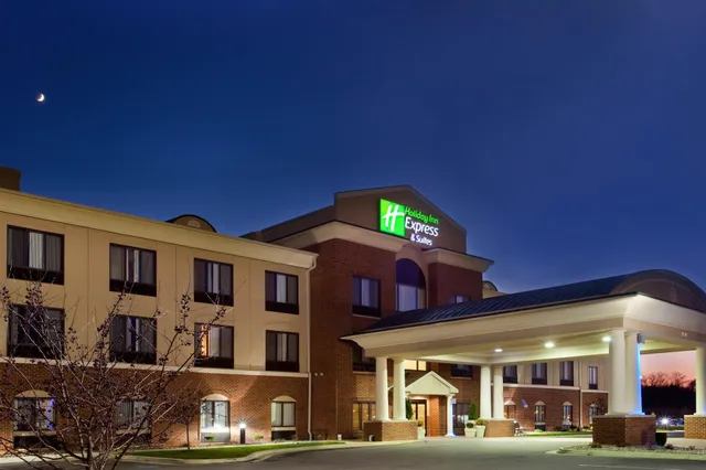 Holiday Inn Express & Suites Logansport by IHG