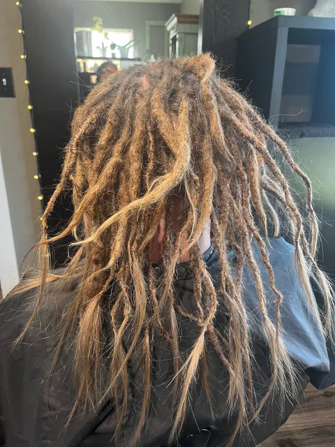 Vanity Hair Salon and Extensions