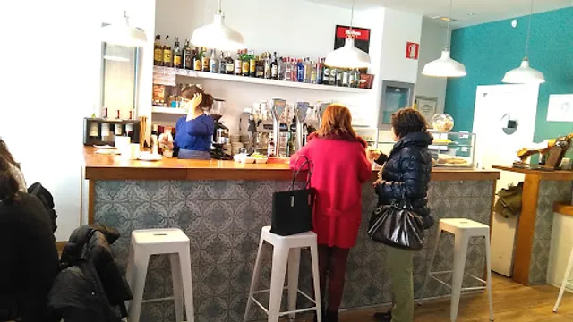 Cafetería Sala Cinco CB