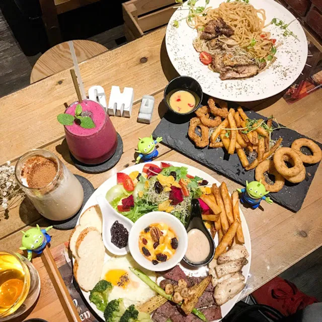 Guten Morgen Brunch & Beer 貳巷食號 Night Burger (Prosit Cafe and Bistro)