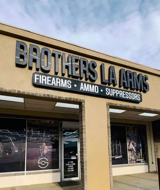 BROTHERS LA ARMS