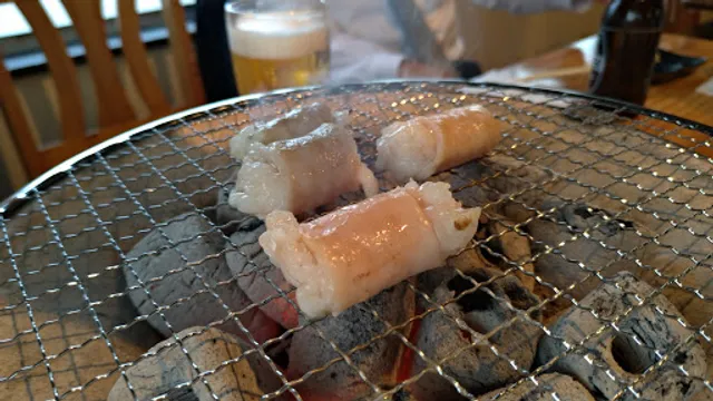 ホルモンまるなが もち豚/炭火焼き