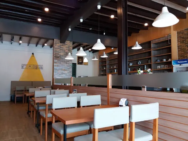 The Red Barn Restaurant & Coffee Shop