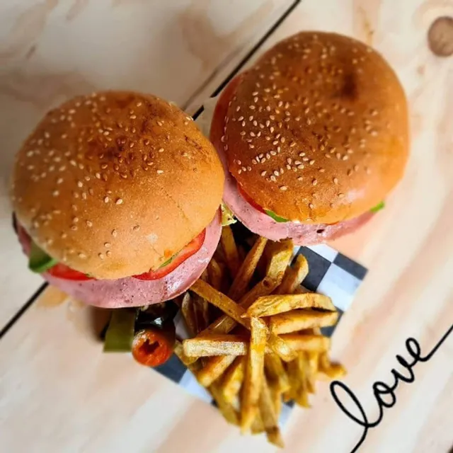 ¡¡Los Boneless de la Granja