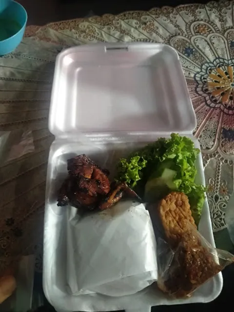 Ayam bakar mommy A3