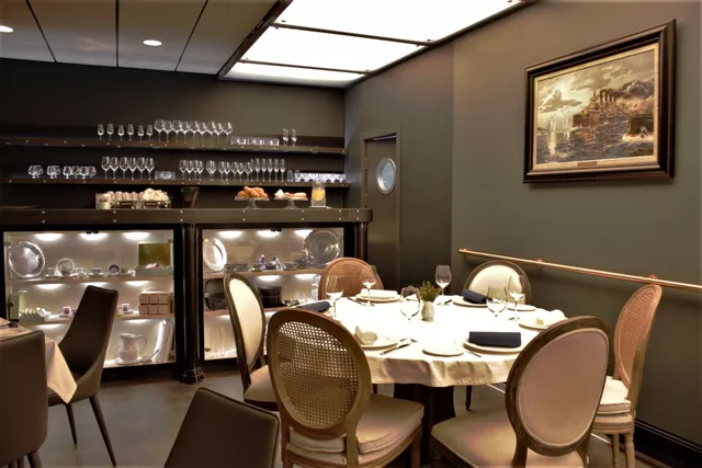 Дредноут Restaurant Dreadnought