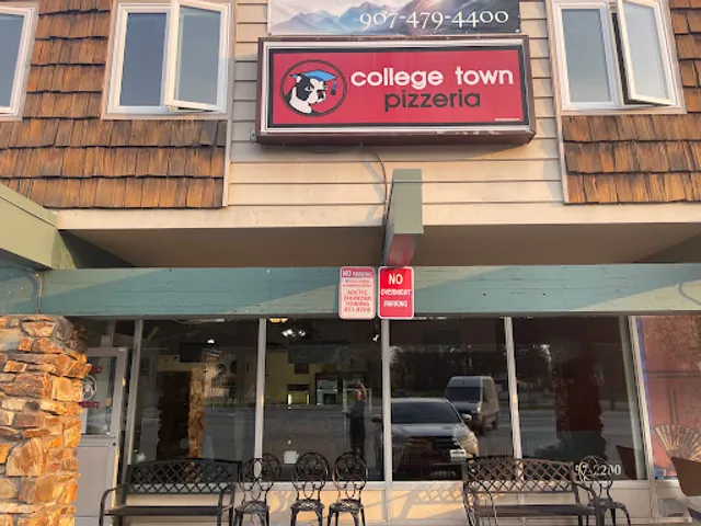 College Town Pizzeria