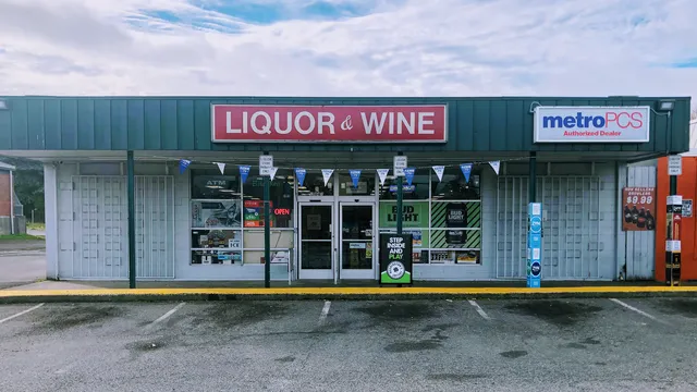 BOULEVARD LIQUOR