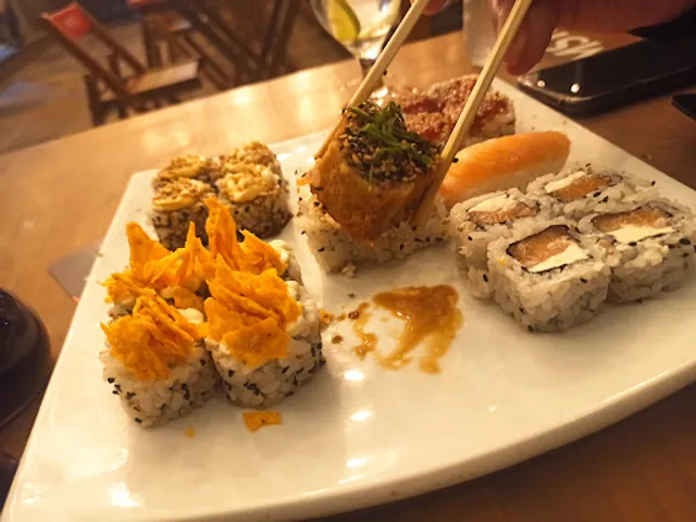 Porto Sushi Camobi