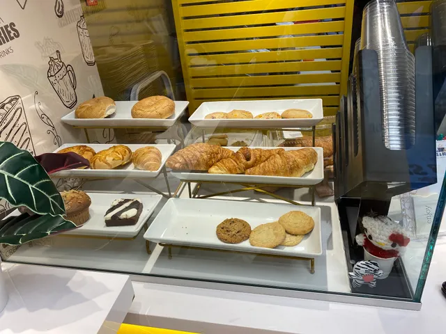 Beans & Berries | Coffee, Drinks, Smoothie & Crepes