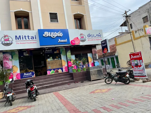 Mittai - The Dessert Destination (Amul Ice Cream Scooping Parlor)