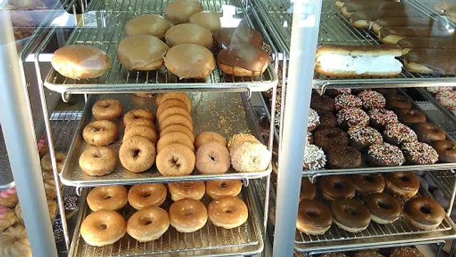 We Donuts Shop