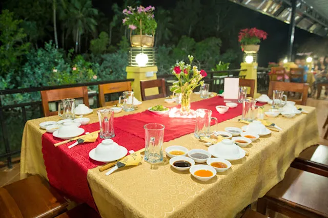 Nhà Hàng Ngự Uyển Phú Quốc