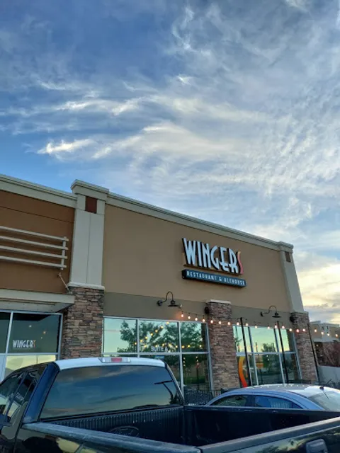 WINGERS Restaurant & Alehouse