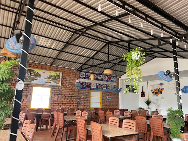 Seafood Restaurant Loc Phat 68