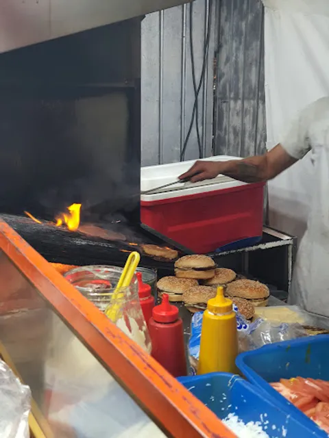 Hamburguesas al Carbón
