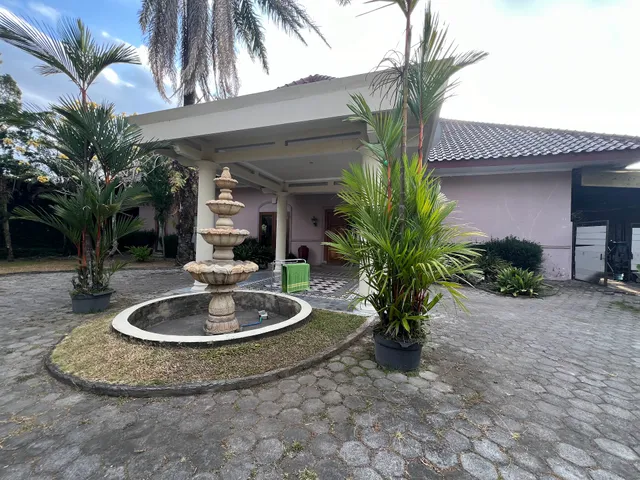 Villa Pakem Yogyakarta