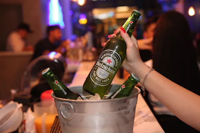 Manhattan Bar e Lounge