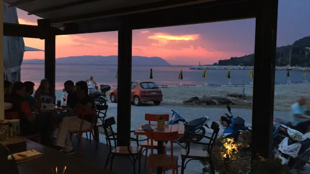 Madalaki Coffee.Snack.drinkS