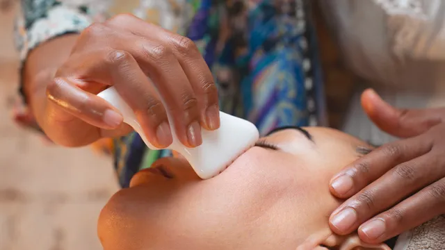 Organic Skincare + Wellness Bar: Facials | Body Massage | Sugaring | Sauna | Wellness Drinks