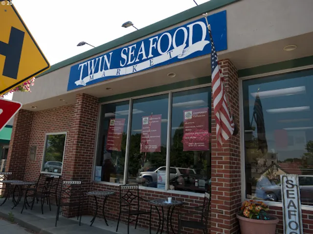 Twin Seafood Concord