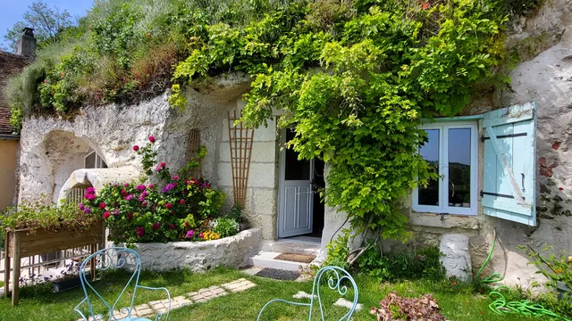 Troglogites de la Tourette