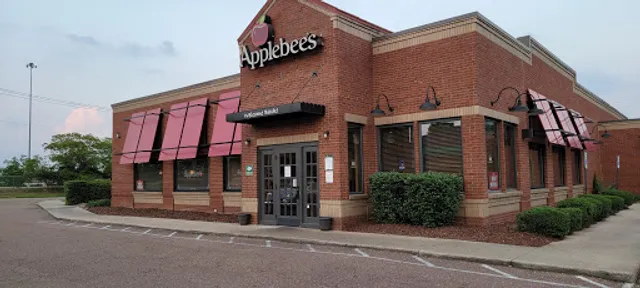 Applebee's Grill + Bar