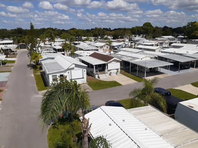 Jasmine Lakes Travel Park