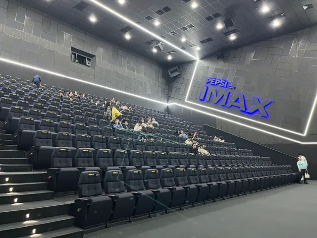 Cinematica — Кинотеатр IMAX