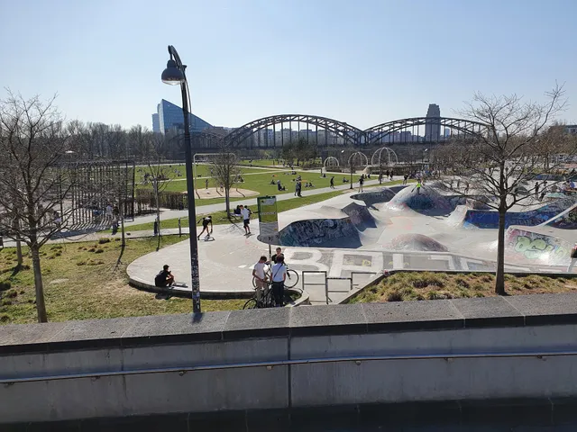 Skatepark Osthafen Frankfurt